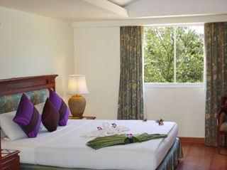 Sea Pearl Beach & Spa Patong Экстерьер фото